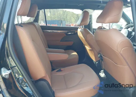 2021 Toyota Highlander Platinum from USA, damaged, VIN 5TDFZRBH3MS133216